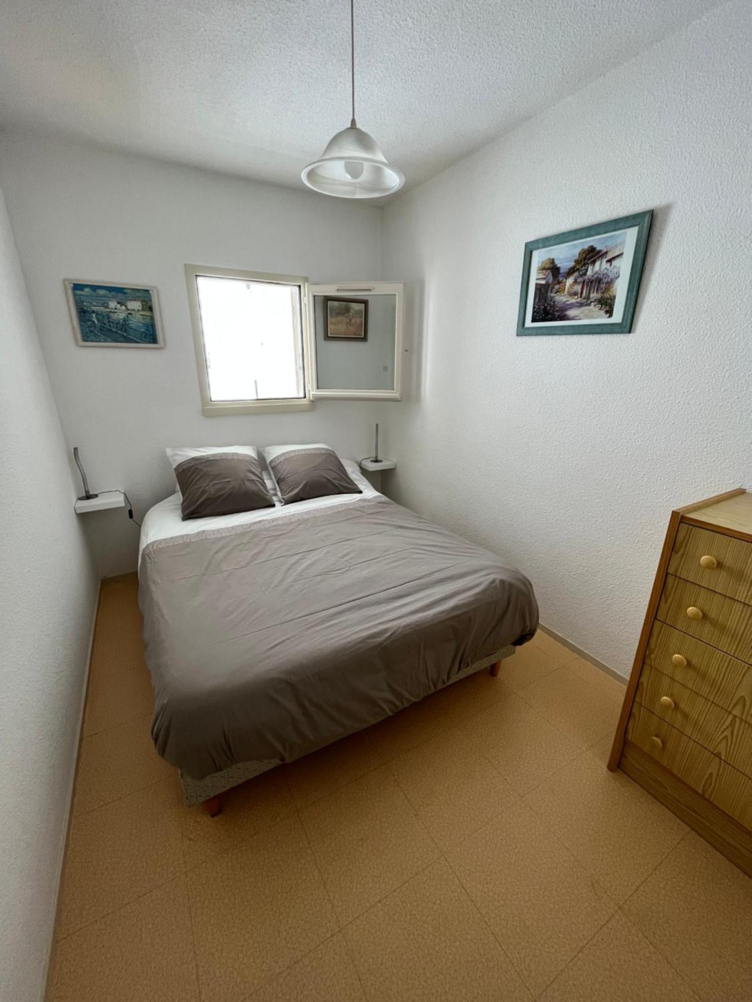 Appartement 1 Chambre, Avec Loggia Et Vue Sur Le Port Olona La Chaume Dış mekan fotoğraf