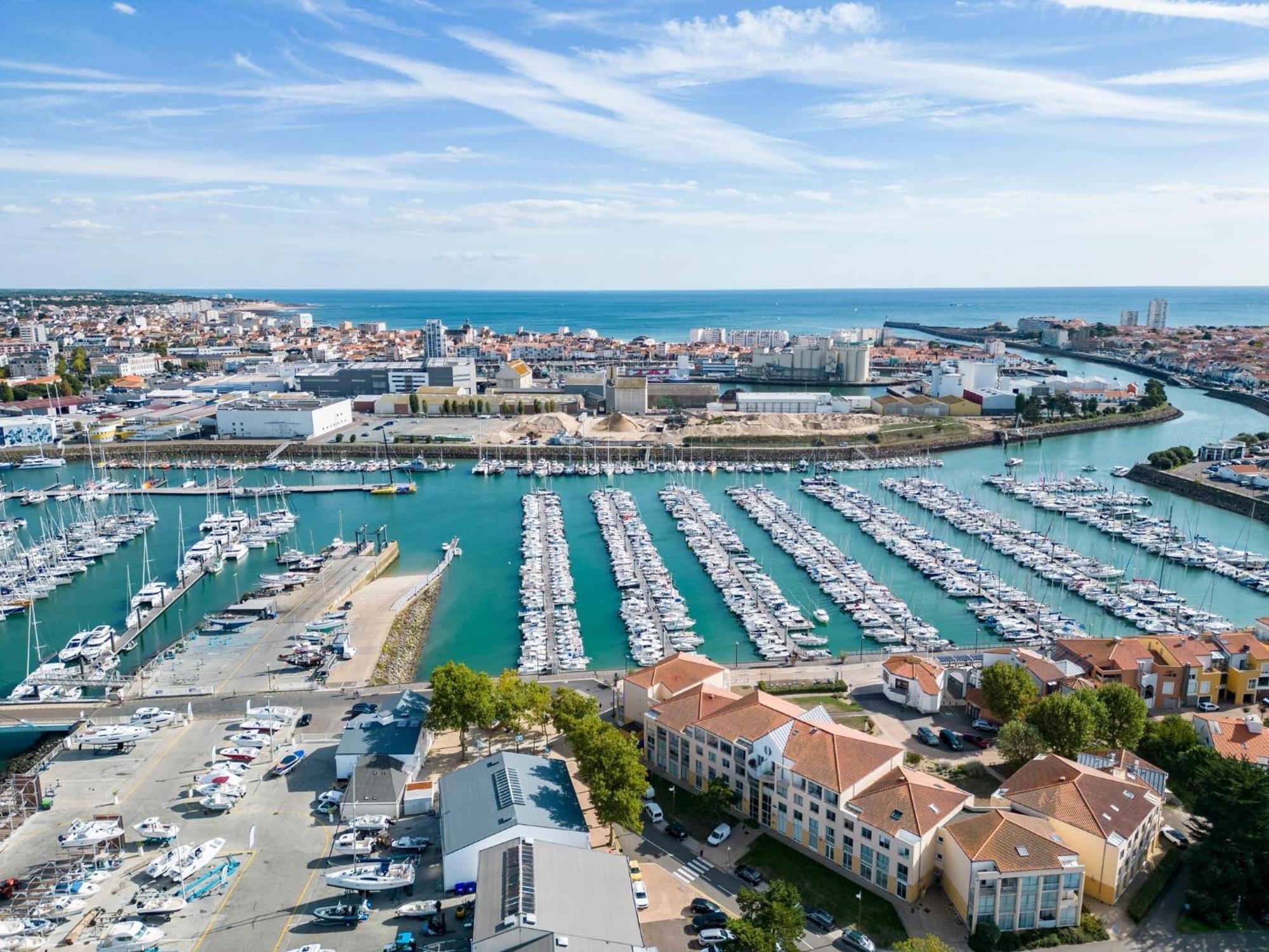 Appartement 1 Chambre, Avec Loggia Et Vue Sur Le Port Olona La Chaume Dış mekan fotoğraf